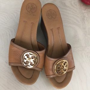 Tory Burch platform